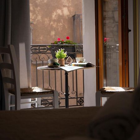 Porta Soprana Luxury Guest House & Spa Sclafani エクステリア 写真
