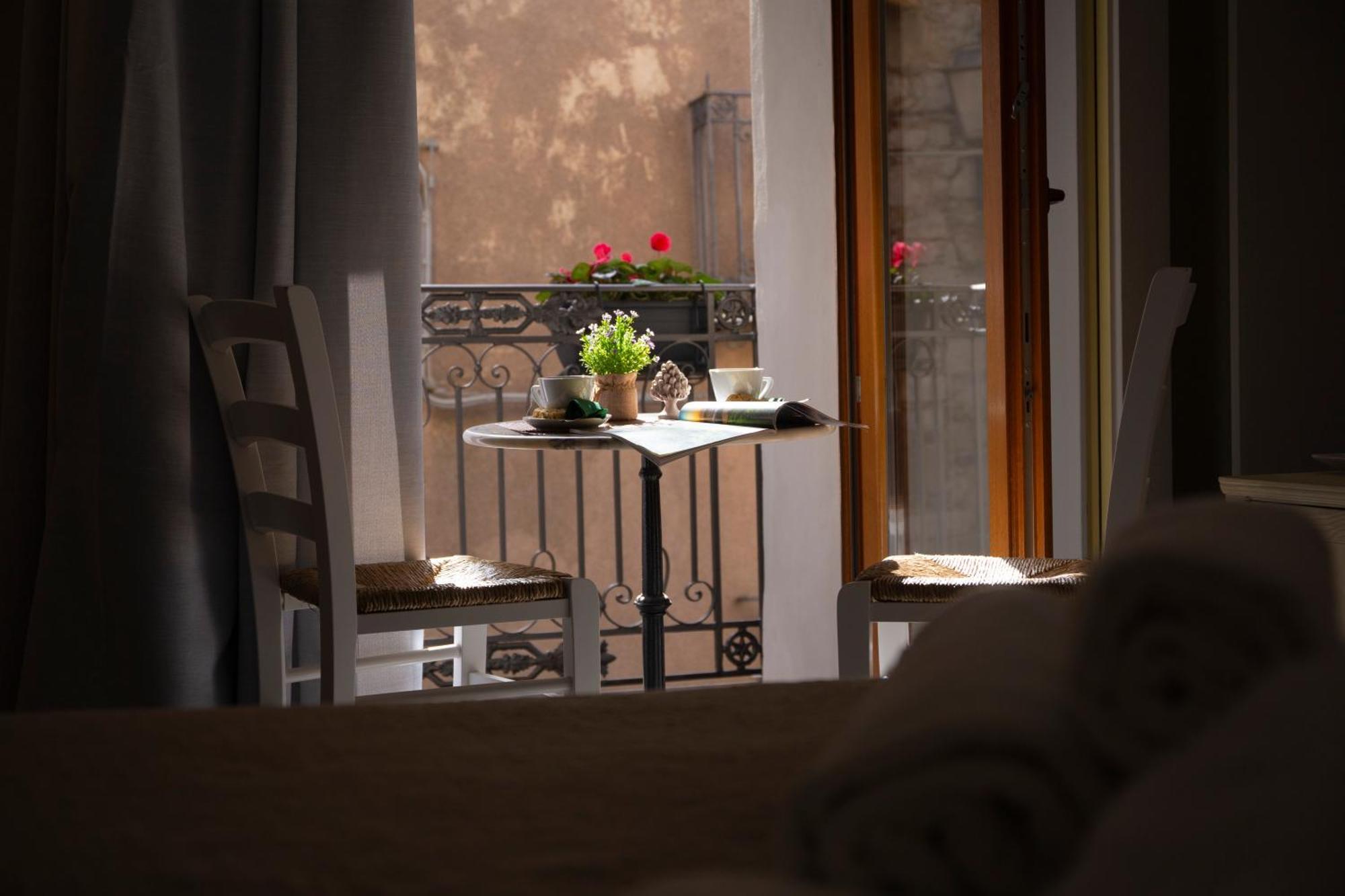 Porta Soprana Luxury Guest House & Spa Sclafani エクステリア 写真